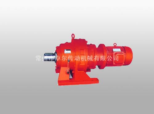 B、X系列擺線(xiàn)針輪減速機(jī)